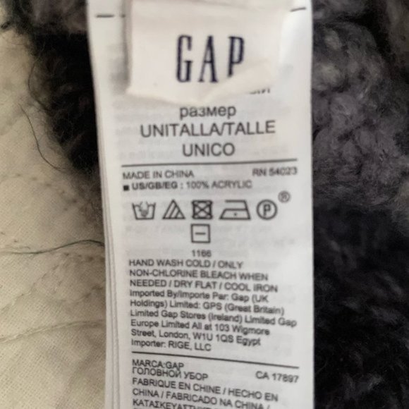 Gap Knit Hat - Gray/Blk/Wht + Pom - Picture 7 of 7